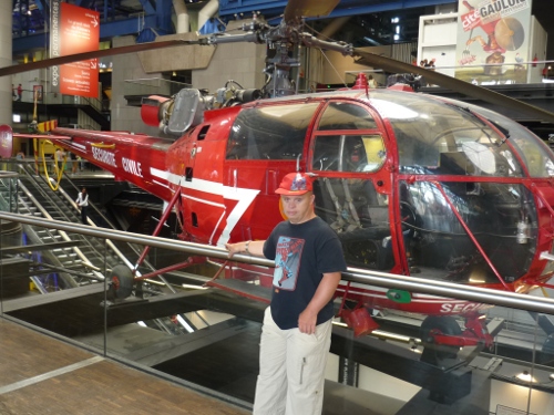 HelicopterMuseeArmee500x375.jpg